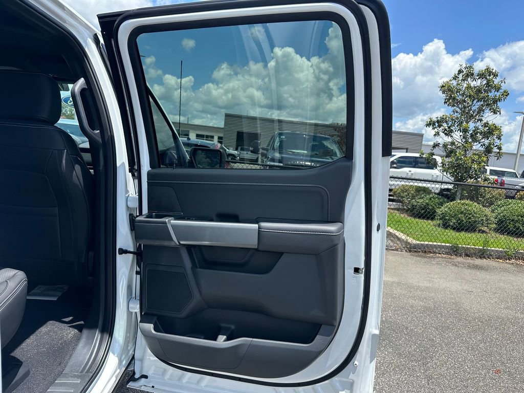 New 2025 Ford F150 XLT w/ Equipment Group 301A Standard image 32