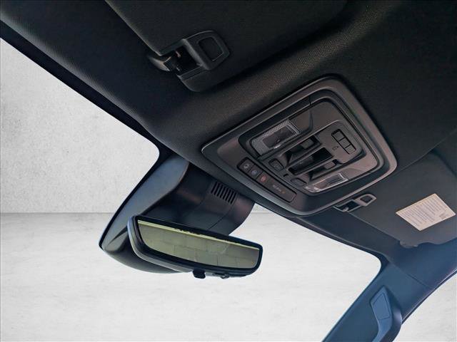 Used 2024 Chevrolet Silverado 1500 High Country AWD/4WD image 13