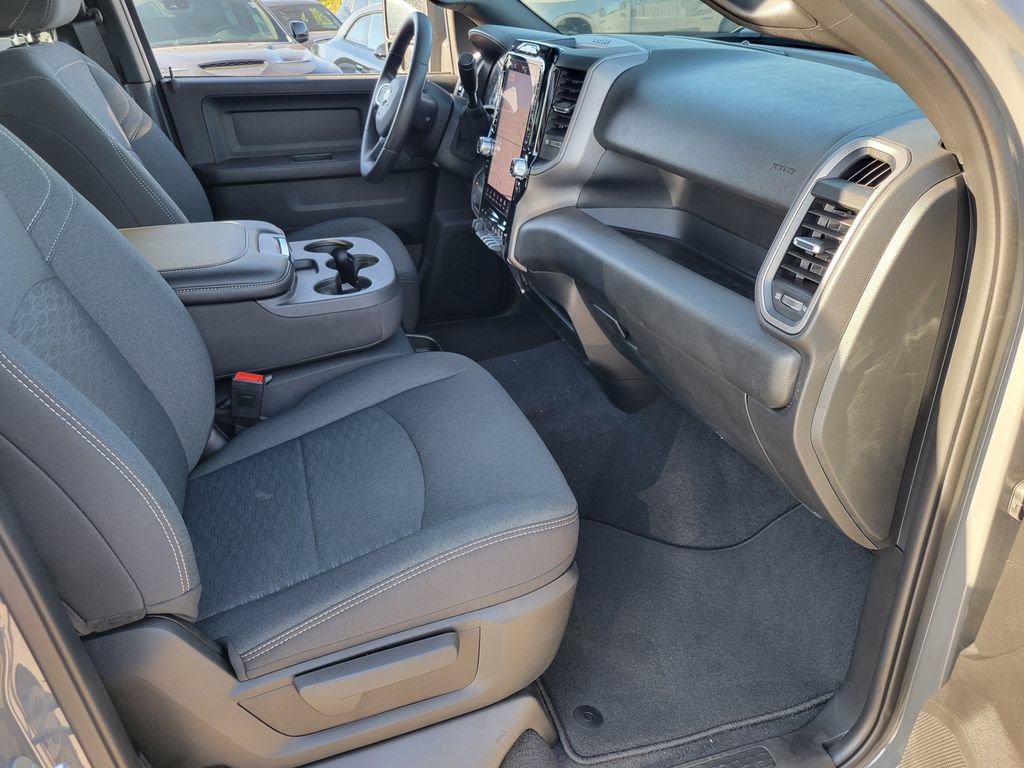 New 2026 RAM 2500 Tradesman AWD/4WD image 17