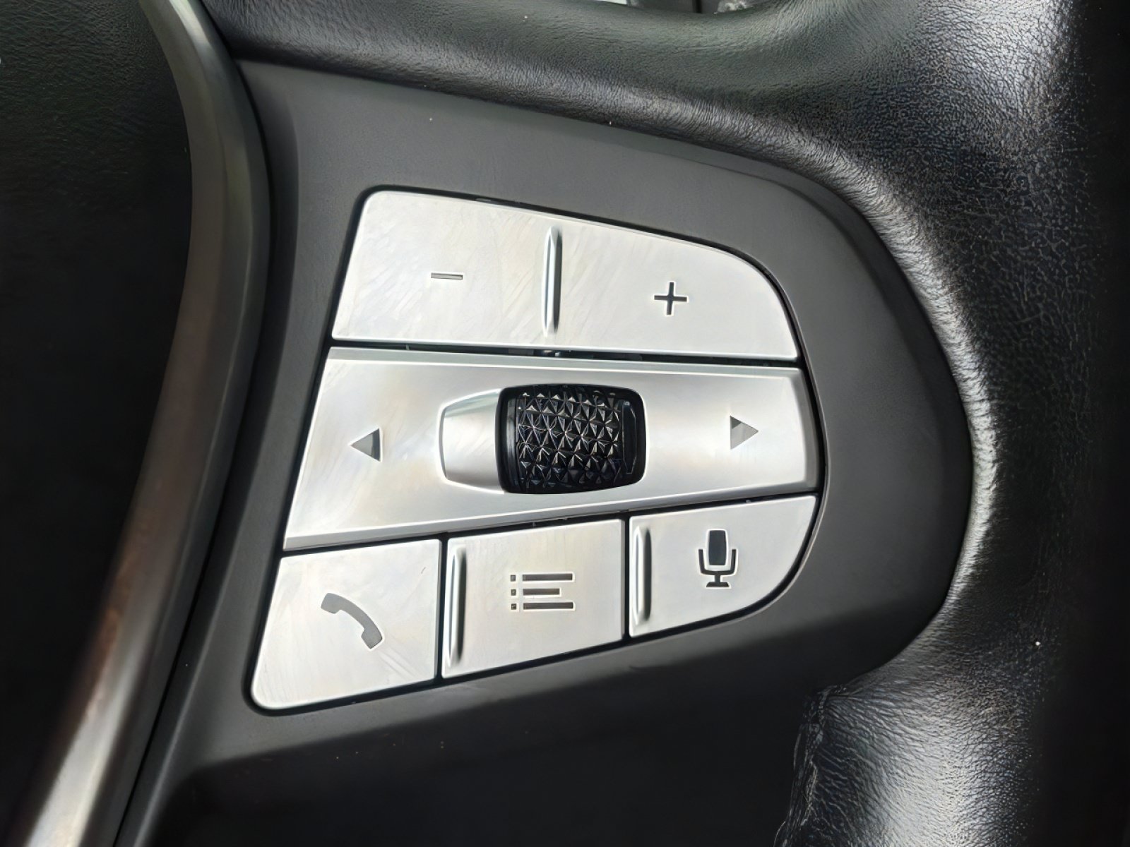 Used 2022 BMW X3 sDrive30i w/ Premium Package 2 (ZPA) RWD image 14