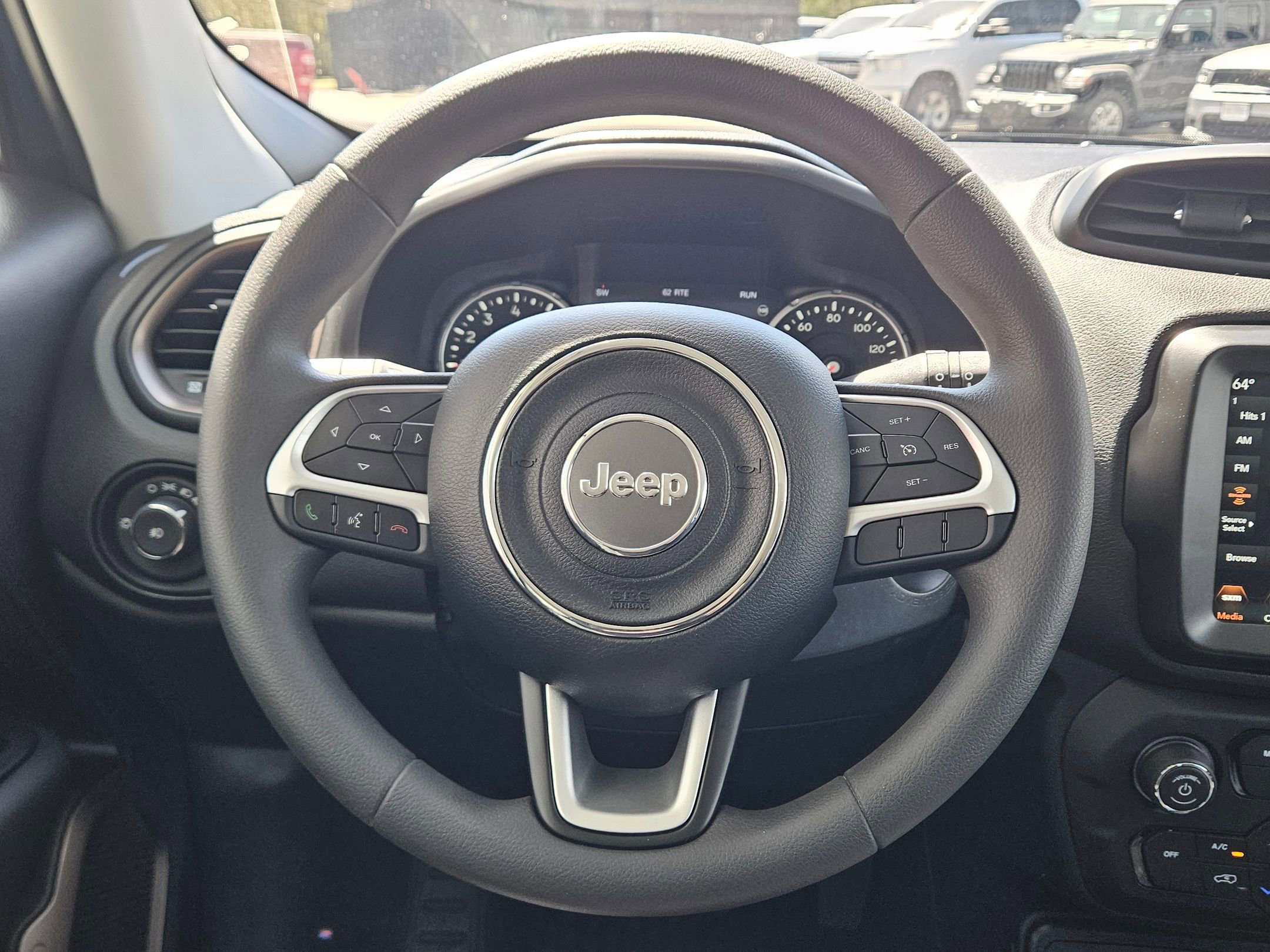 Used 2023 Jeep Renegade Latitude image 16