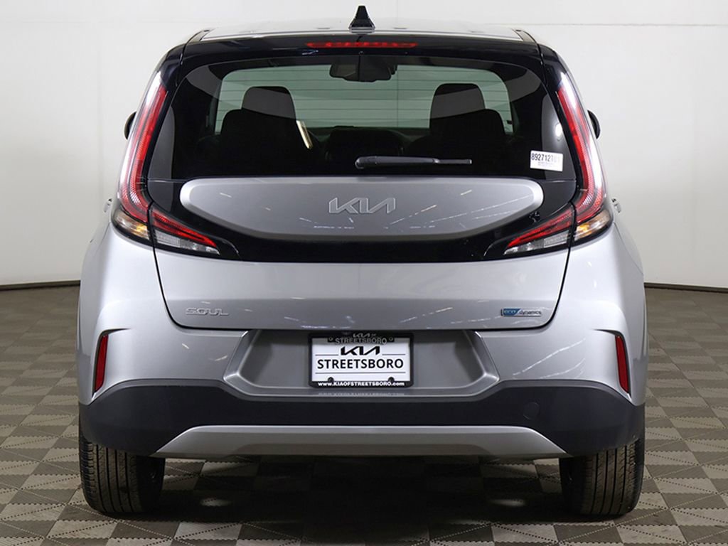 Used 2023 Kia Soul EX image 13
