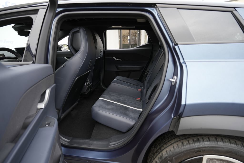 Used 2023 Fisker Ocean One image 25