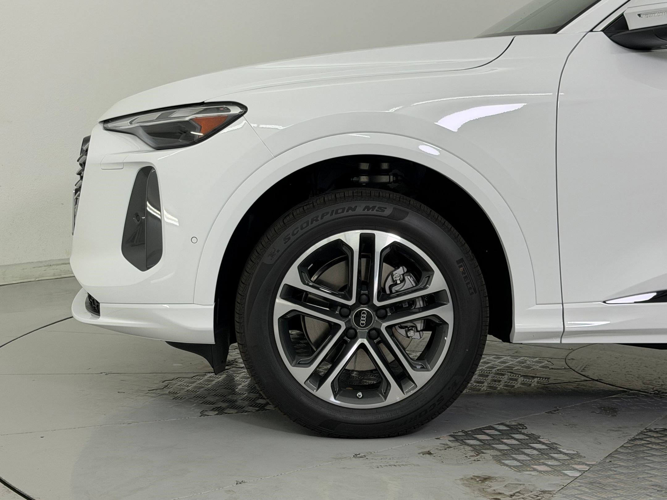 New 2026 Audi Q5 Premium image 12