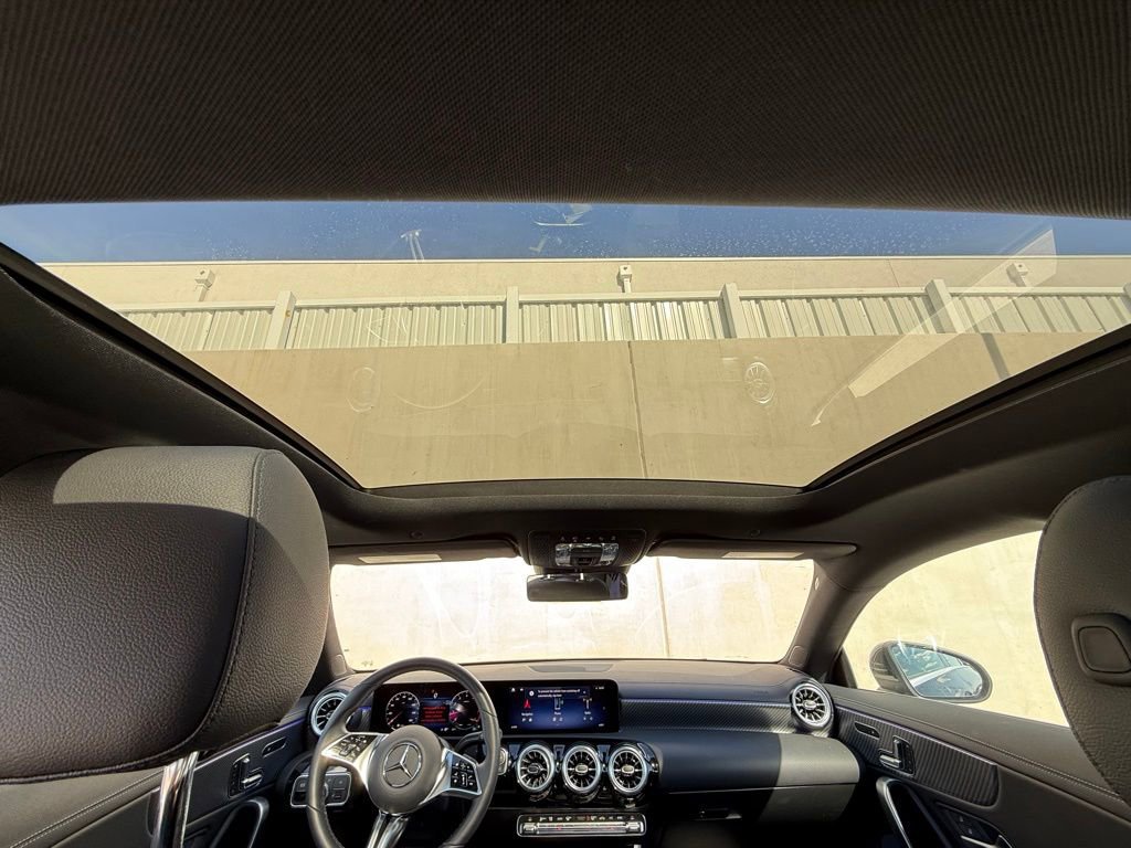 Used 2025 Mercedes-Benz CLA 250 image 8