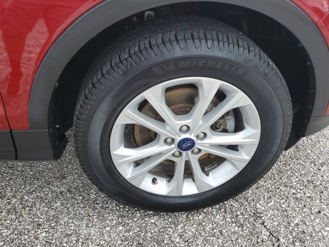 Used 2018 Ford Escape SE w/ SE Sync 3 Package AWD/4WD image 9