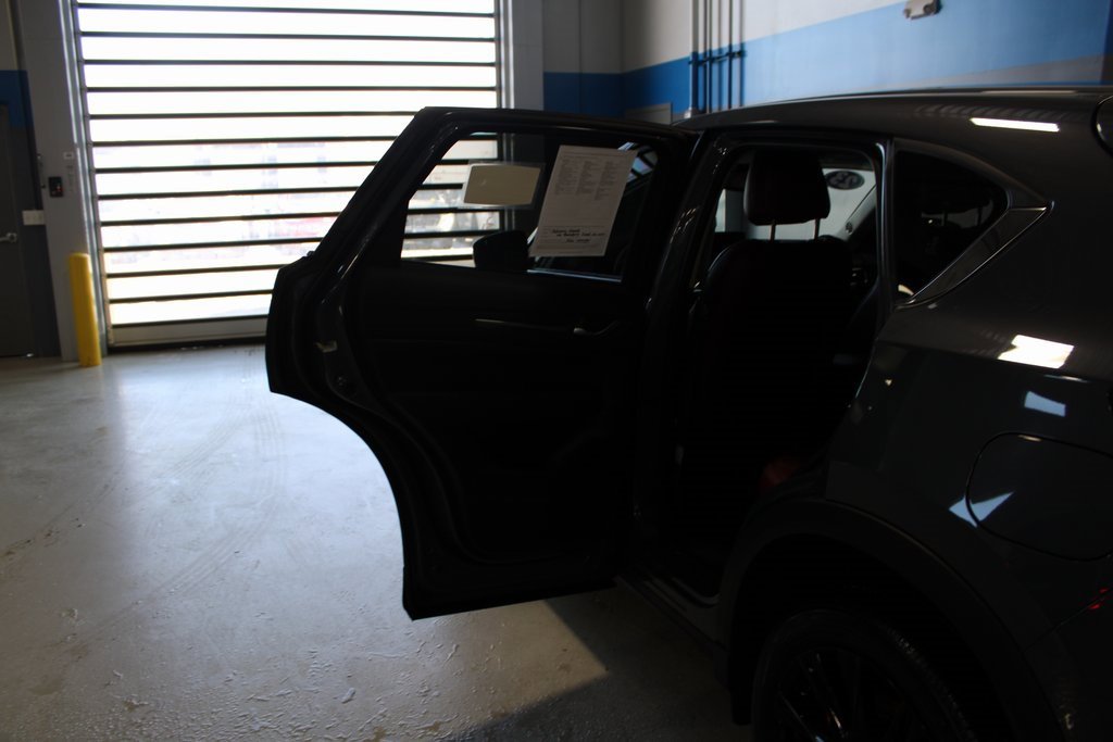 Used 2023 MAZDA CX-5 Carbon Edition image 18