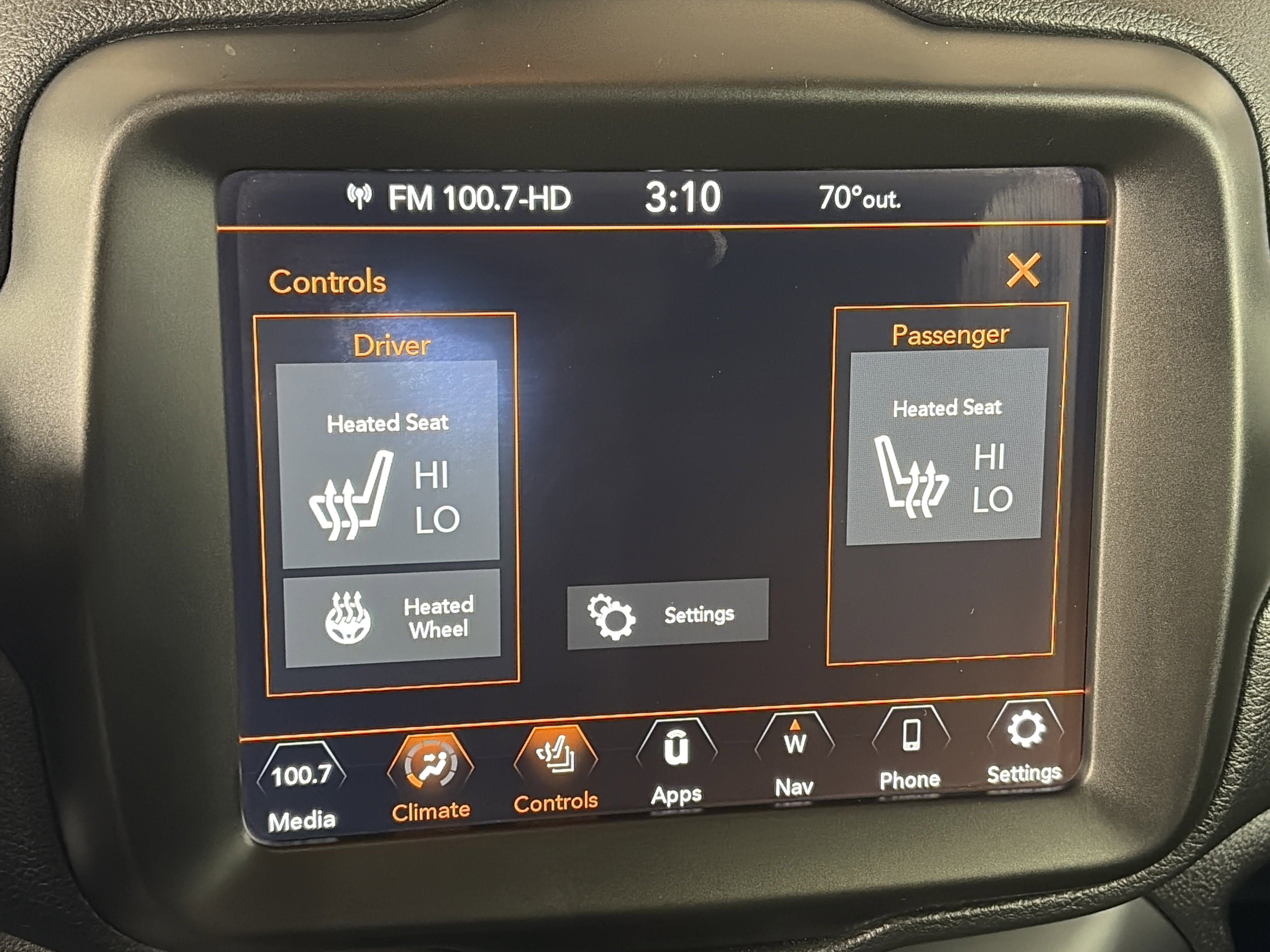 Used 2023 Jeep Renegade Limited w/ Sun/Sound Group image 21