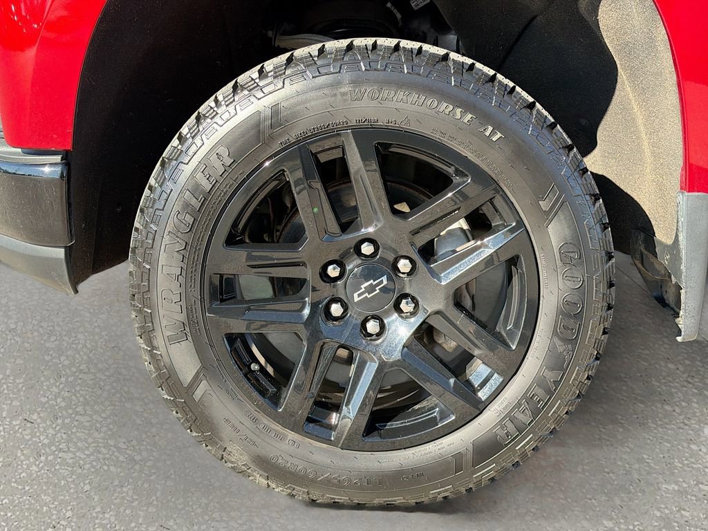 Used 2021 Chevrolet Silverado 1500 LT Trail Boss w/ Bed Protection Package image 41