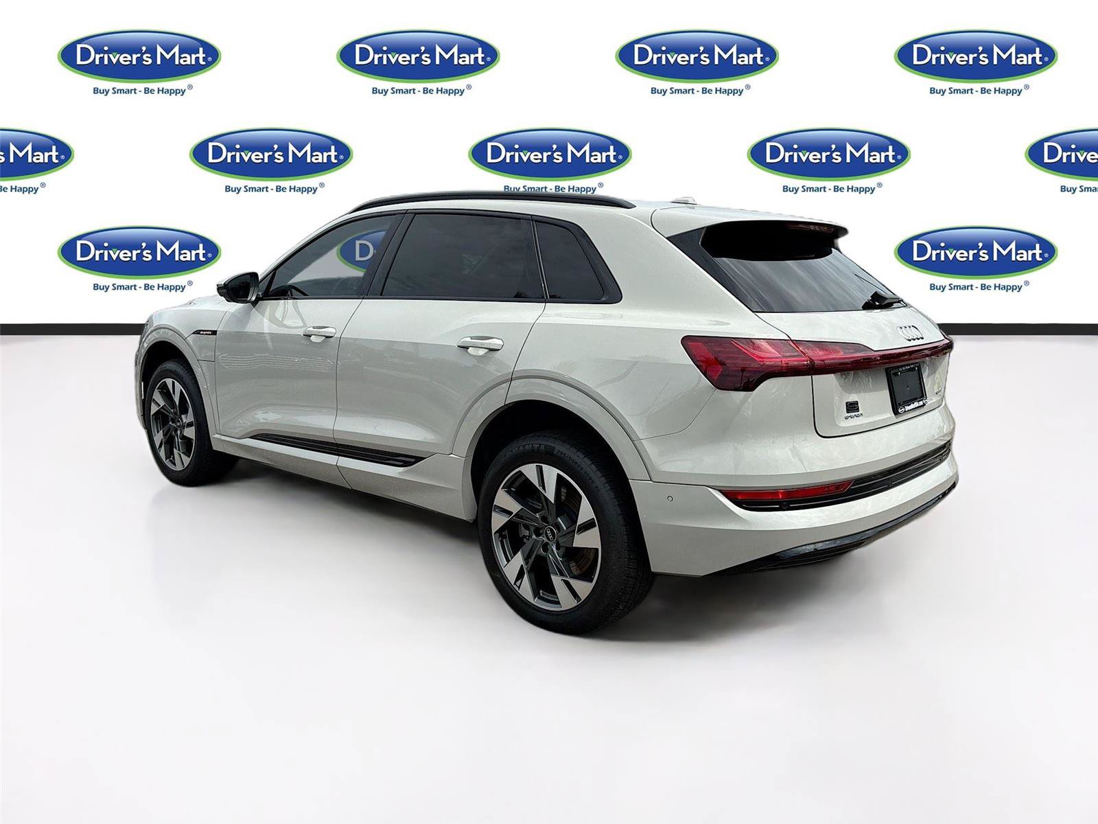 Used 2021 Audi e-tron Premium w/ Convenience Plus Package AWD/4WD image 5