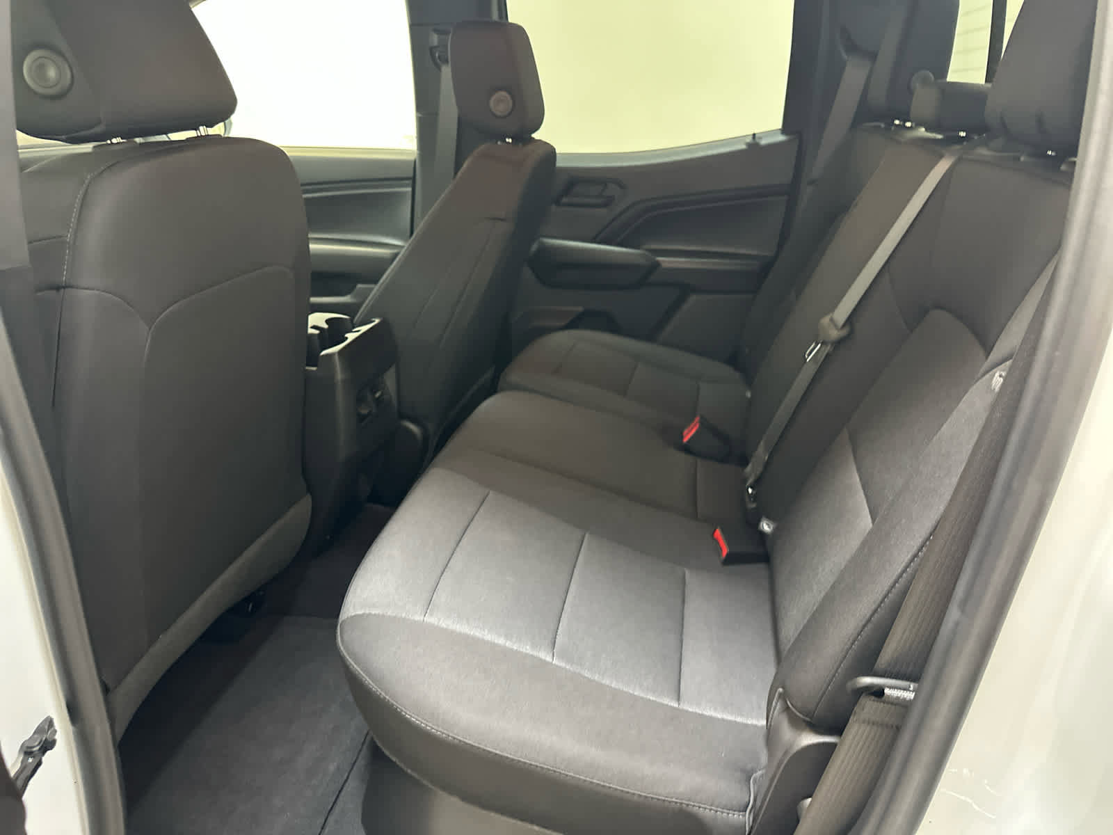 Used 2025 Chevrolet Colorado Trail Boss image 19