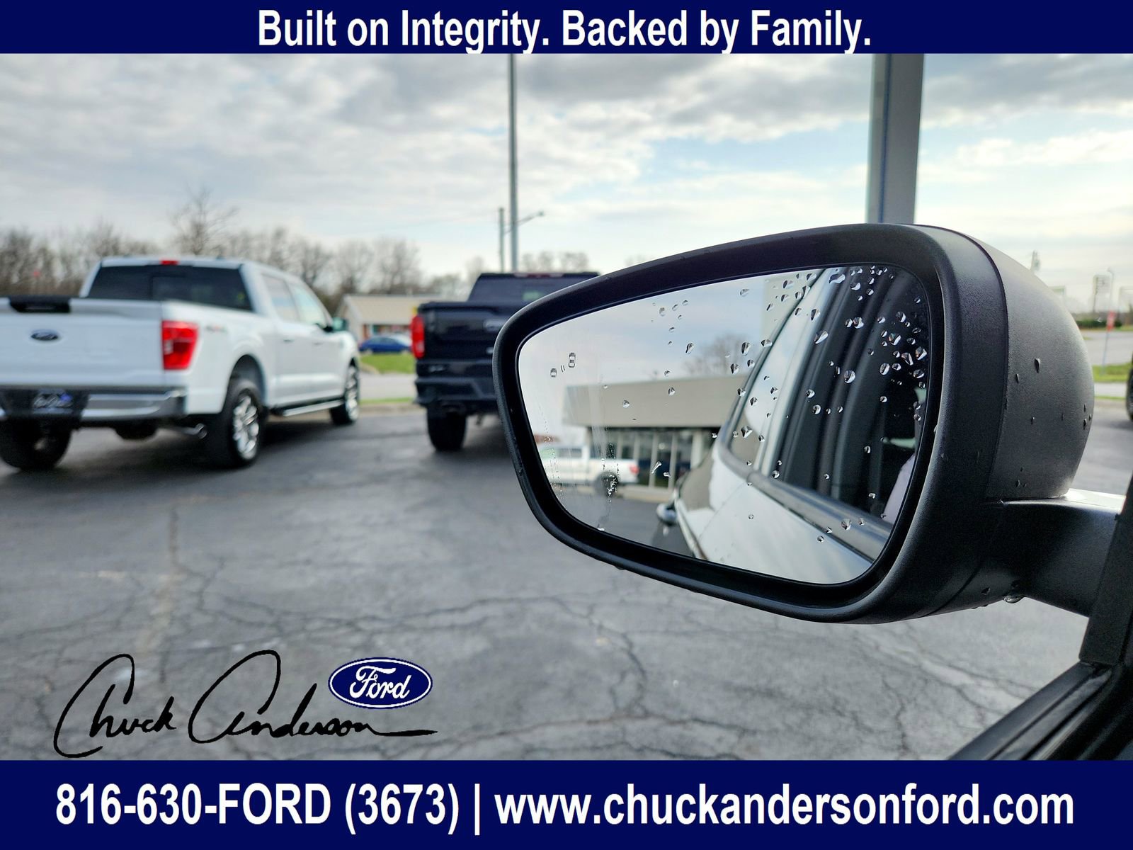 New 2026 Ford Escape ST-Line w/ Cold Weather Package AWD/4WD image 13