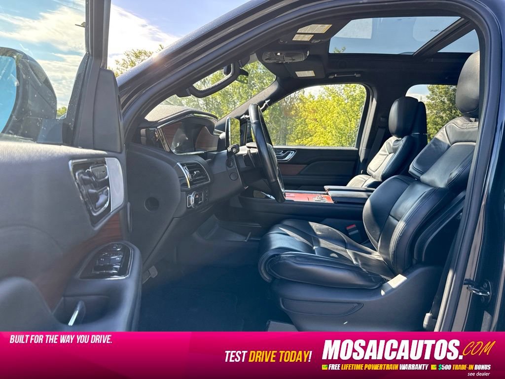 Used 2021 Lincoln Navigator L Reserve w/ Luxury Package AWD/4WD image 7