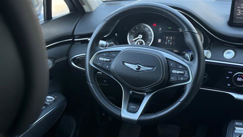 Used 2023 Genesis Electrified GV70 Advanced image 24