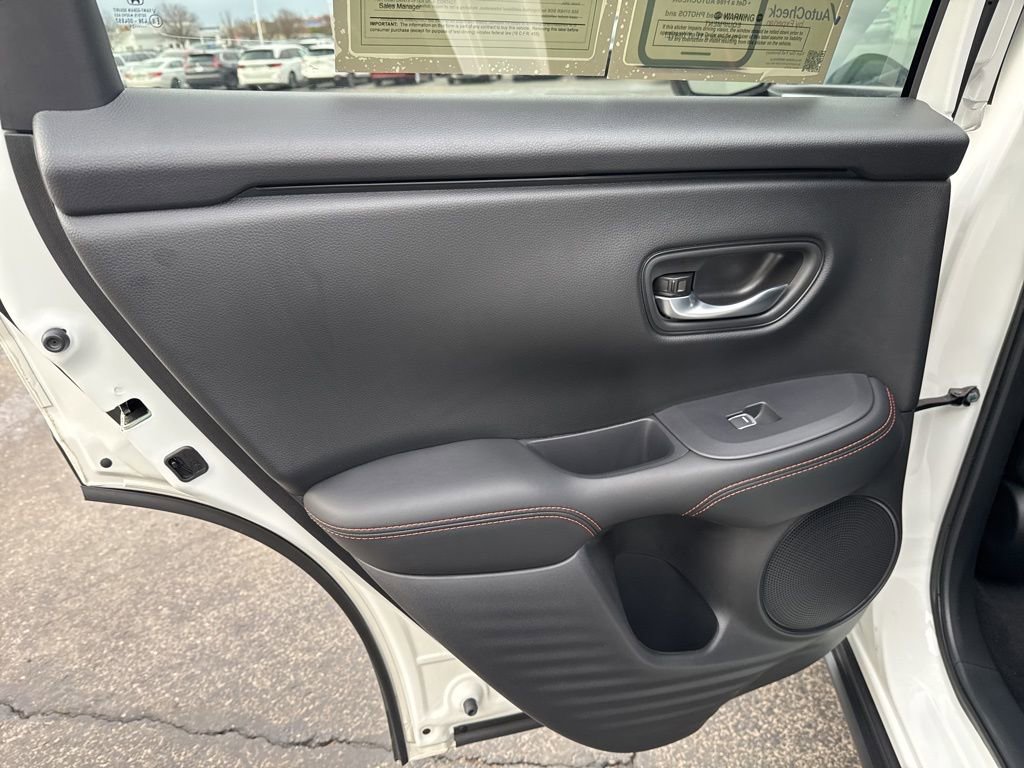 Certified 2025 Honda HR-V Sport image 31