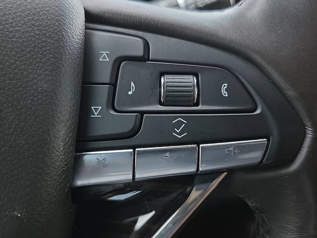 Used 2021 Cadillac Escalade Sport w/ Driver Assist Tech Package AWD/4WD image 24