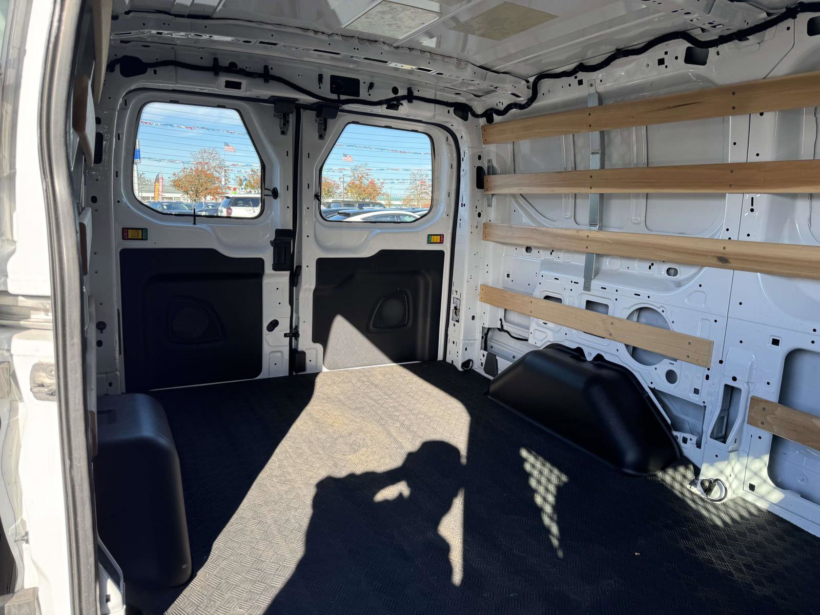 Used 2024 Ford Transit 250 Low Roof w/ Exterior Upgrade Package image 10