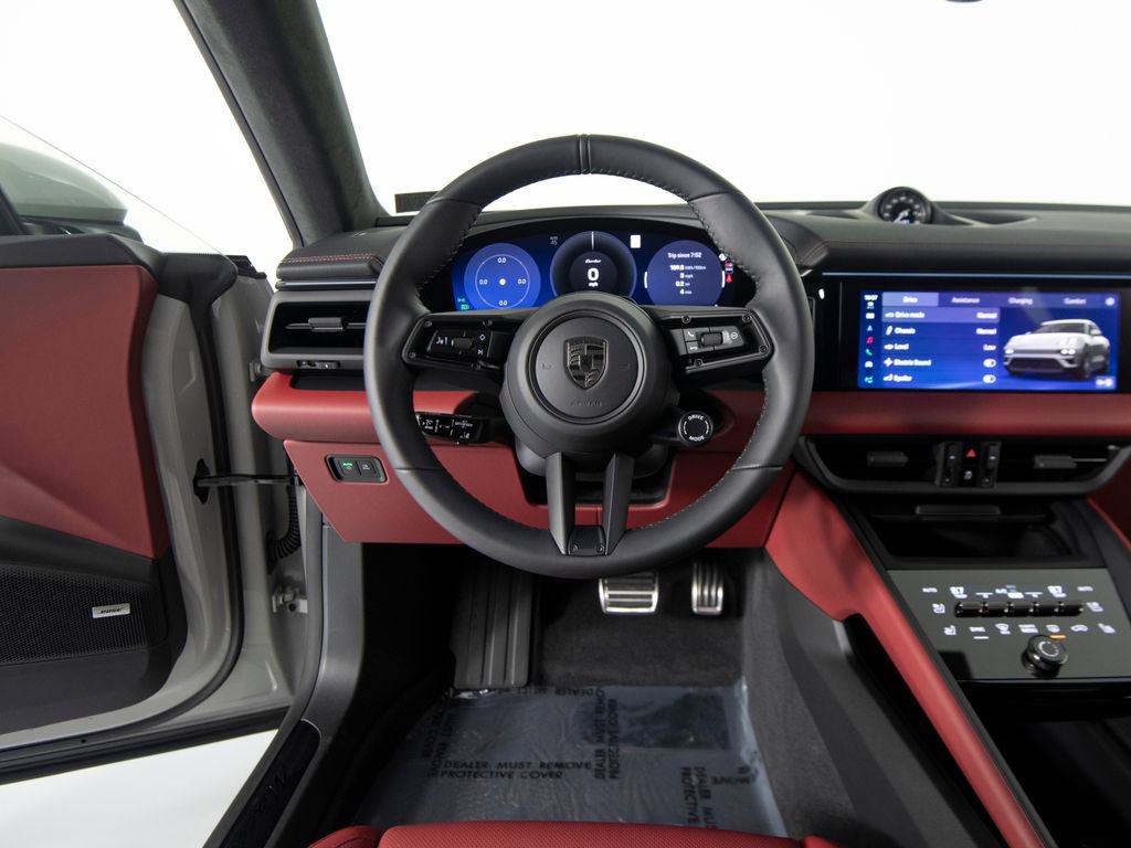 New 2026 Porsche Macan Turbo Electric image 17