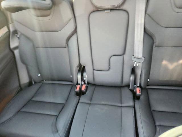 New 2025 Volvo EX90 Plus w/ Protection Package Premier AWD/4WD image 13