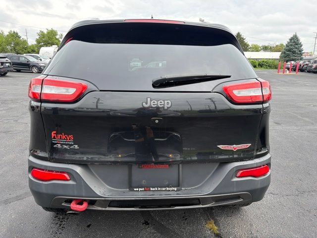 Used 2016 Jeep Cherokee Trailhawk AWD/4WD image 6