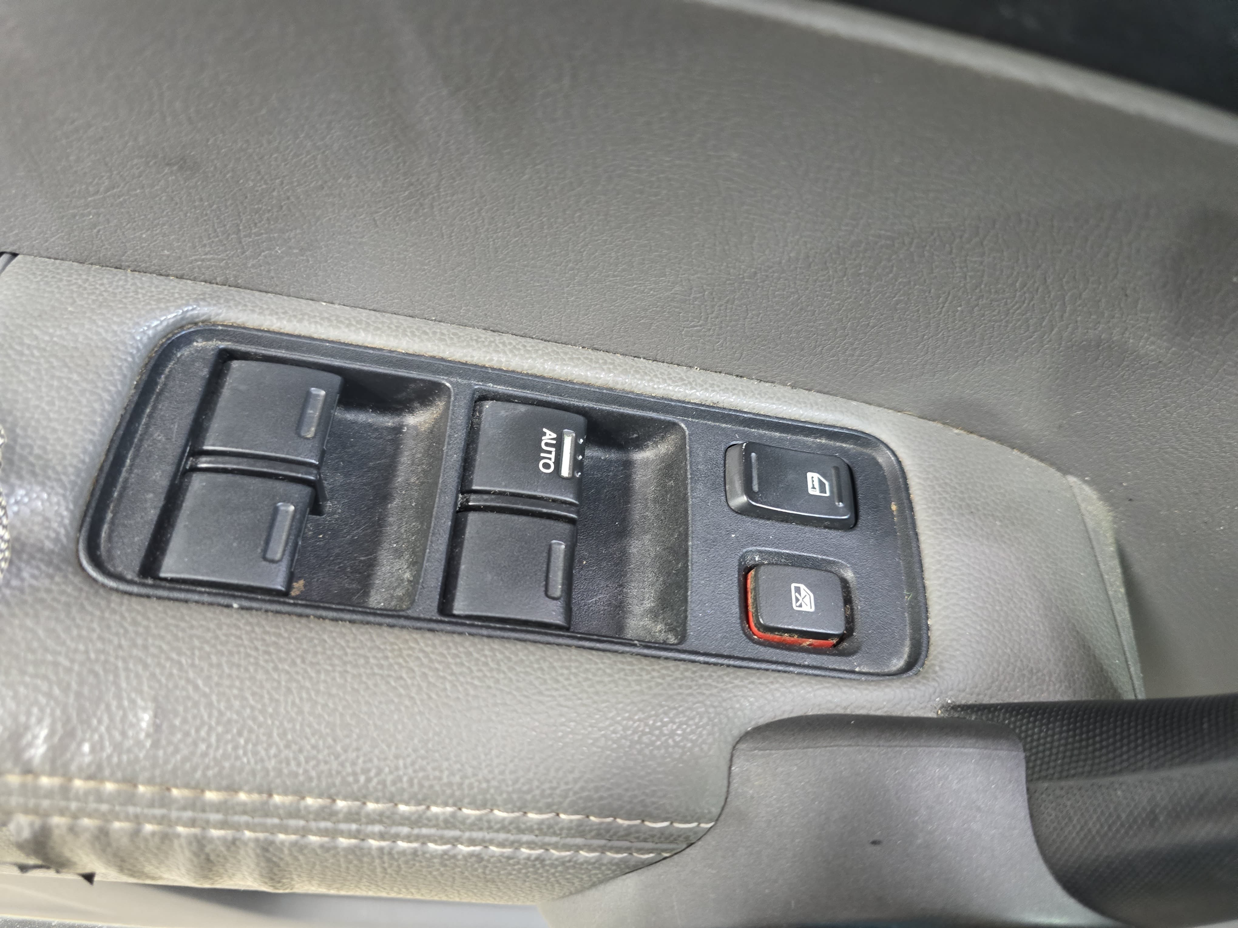 Used 2010 Honda CR-V EX-L image 23