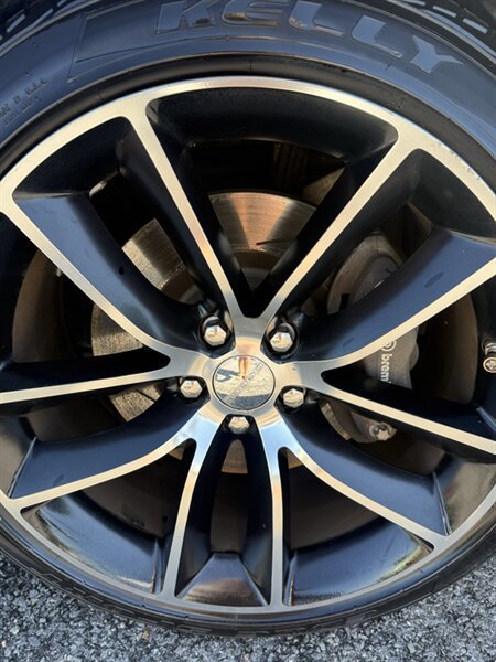 Used 2015 Dodge Challenger R/T Scat Pack RWD image 12