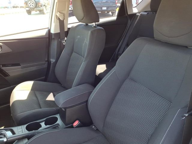 Used 2017 Toyota Corolla iM w/ Carpet Mat Package FWD image 11