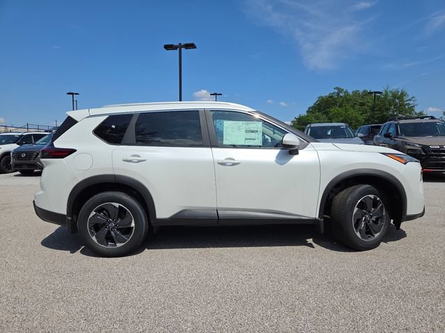 New 2026 Nissan Rogue SV w/ SV Premium Package FWD image 17