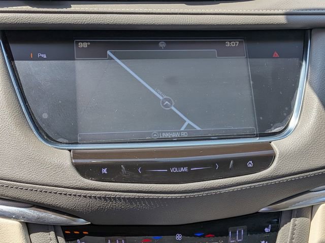 Used 2017 Cadillac XT5 Premium Luxury FWD image 24