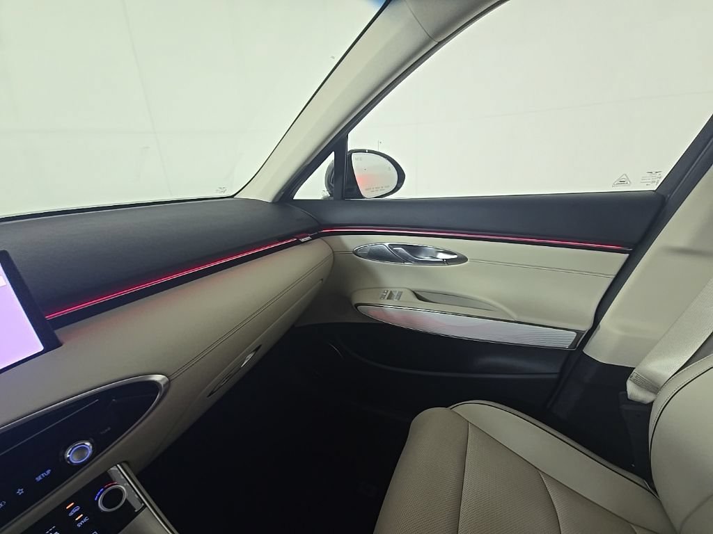 New 2027 Genesis GV70 2.5T Advanced AWD/4WD image 26