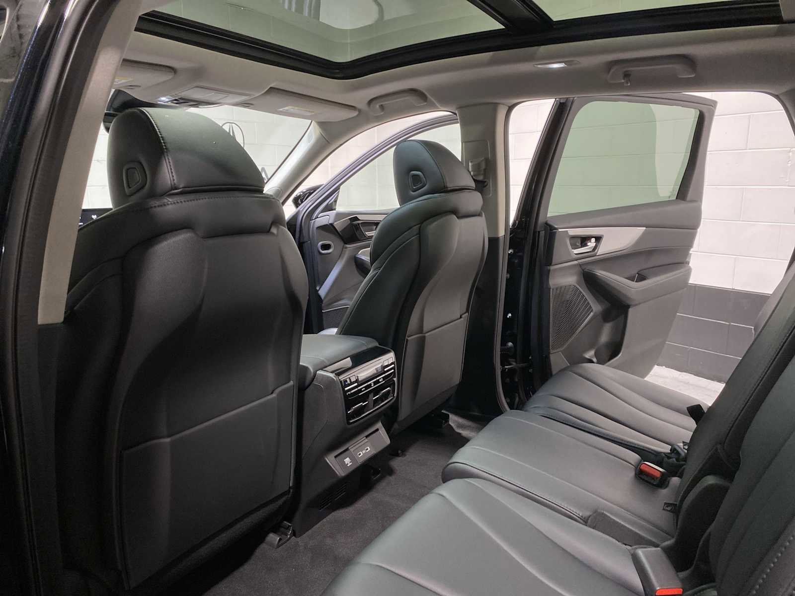 Certified 2023 Acura MDX SH-AWD image 12