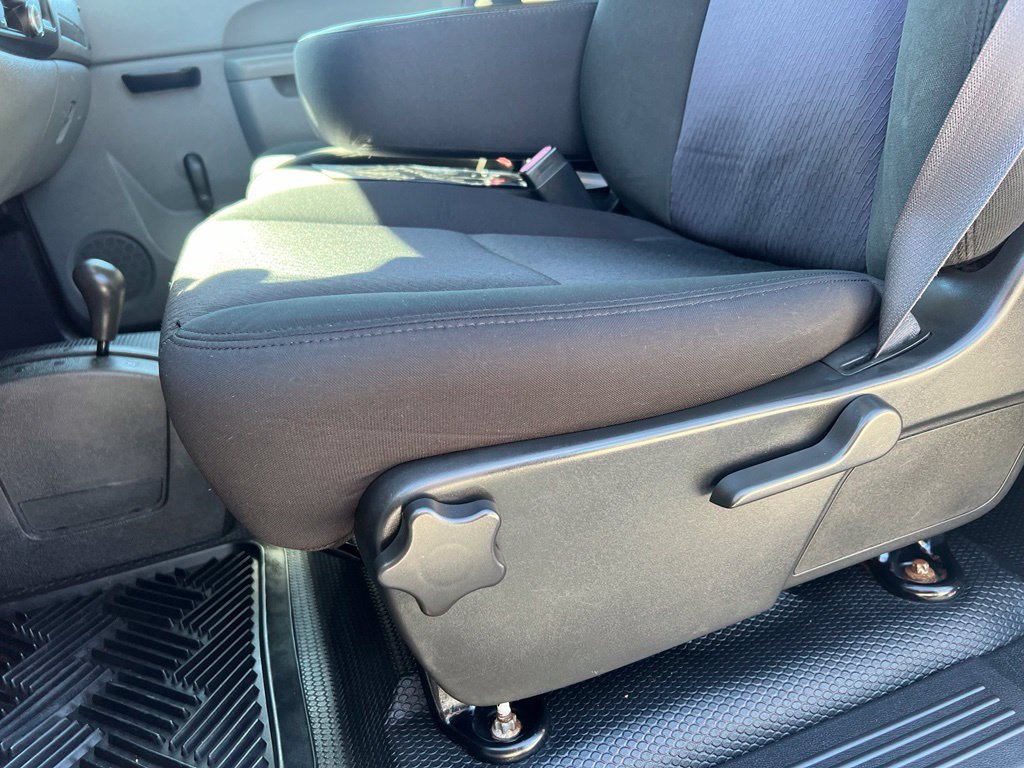 Used 2011 Chevrolet Silverado 2500 W/T AWD/4WD image 14