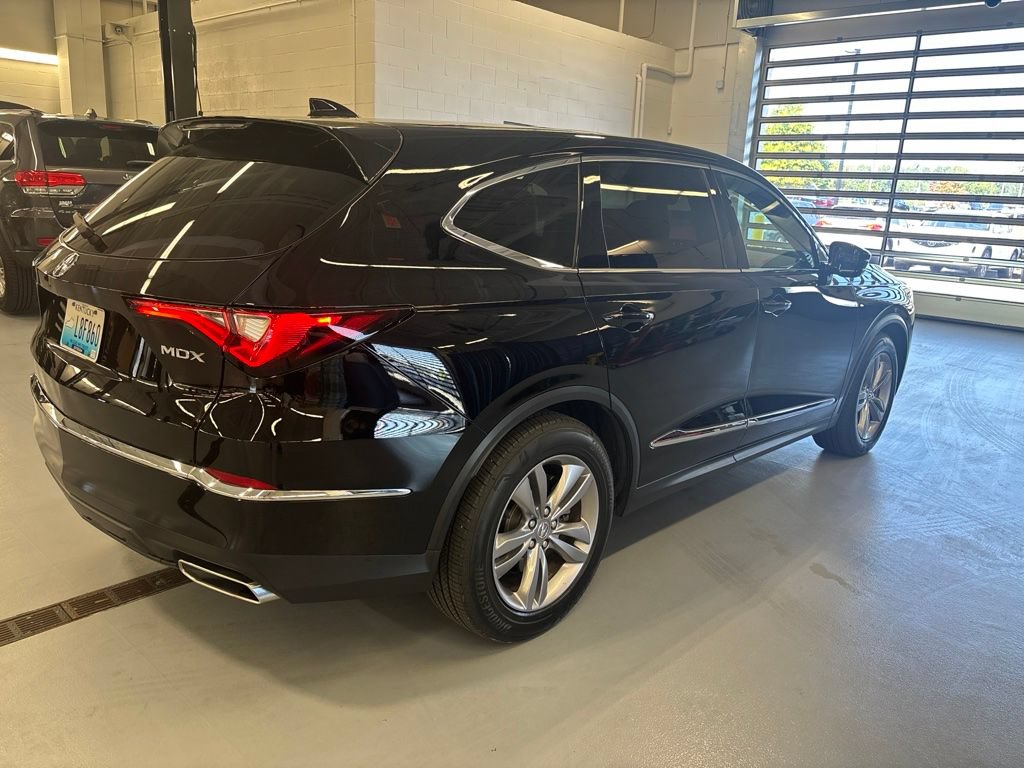 Used 2024 Acura MDX FWD image 3