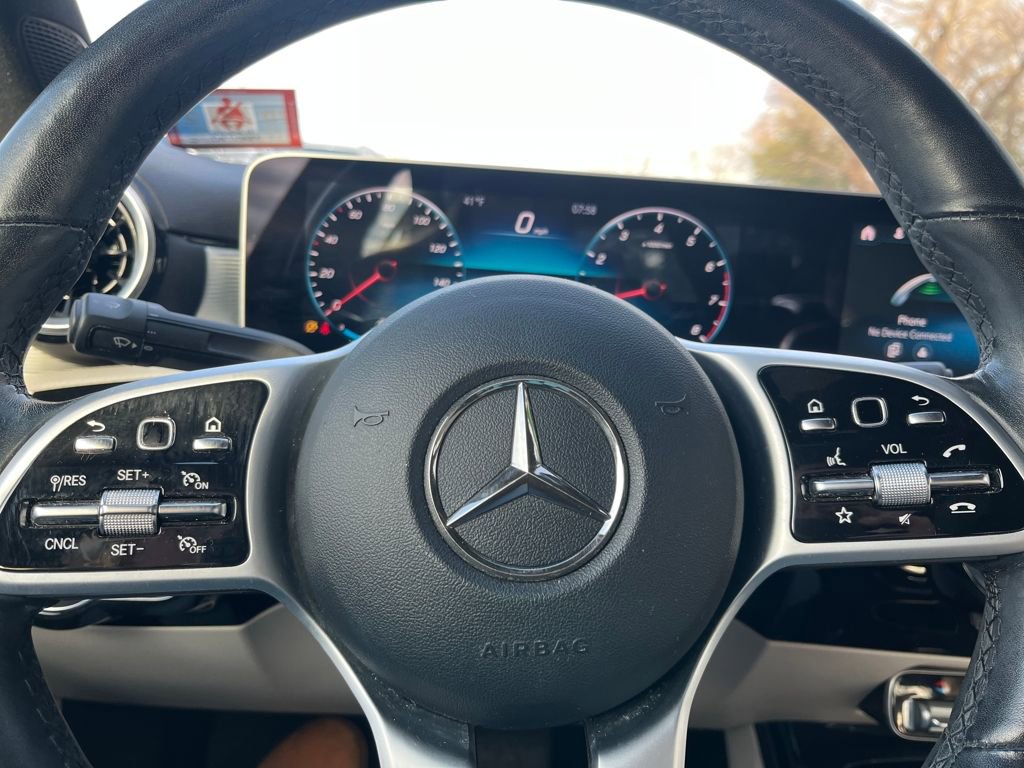 Used 2020 Mercedes-Benz A 220 A 220 image 3