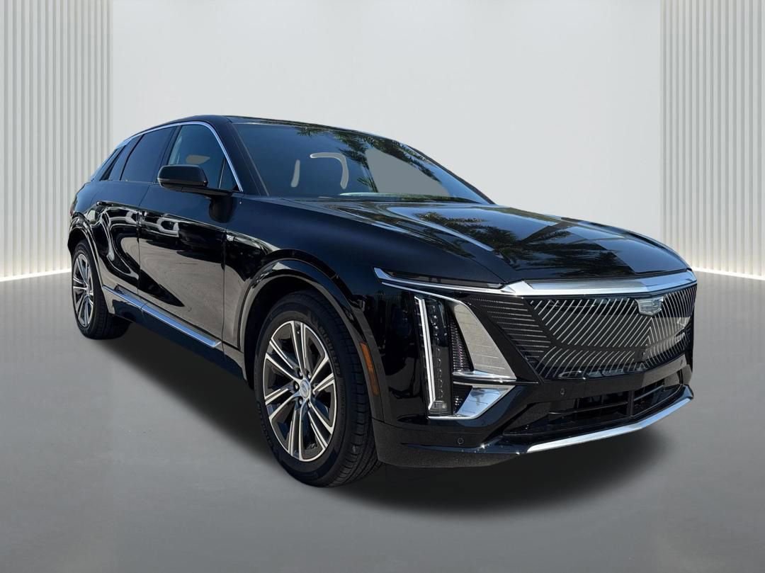 New 2026 Cadillac Lyriq Luxury video 3