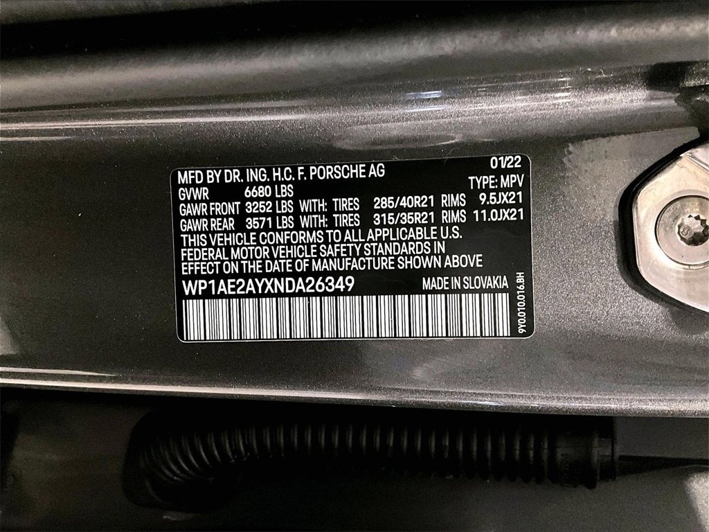 Certified 2022 Porsche Cayenne E-Hybrid image 35