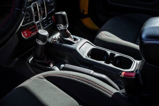 Used 2021 Jeep Wrangler Unlimited Rubicon AWD/4WD image 25
