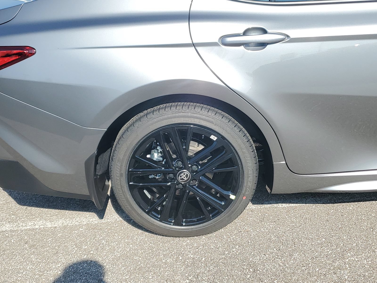 New 2026 Toyota Camry SE w/ Convenience Package FWD image 5