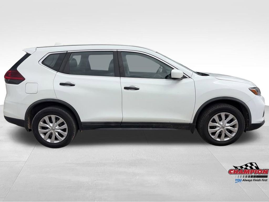 Used 2018 Nissan Rogue S AWD/4WD image 8