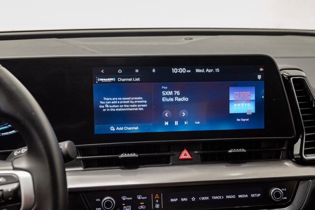 Used 2025 Kia Sportage EX image 16