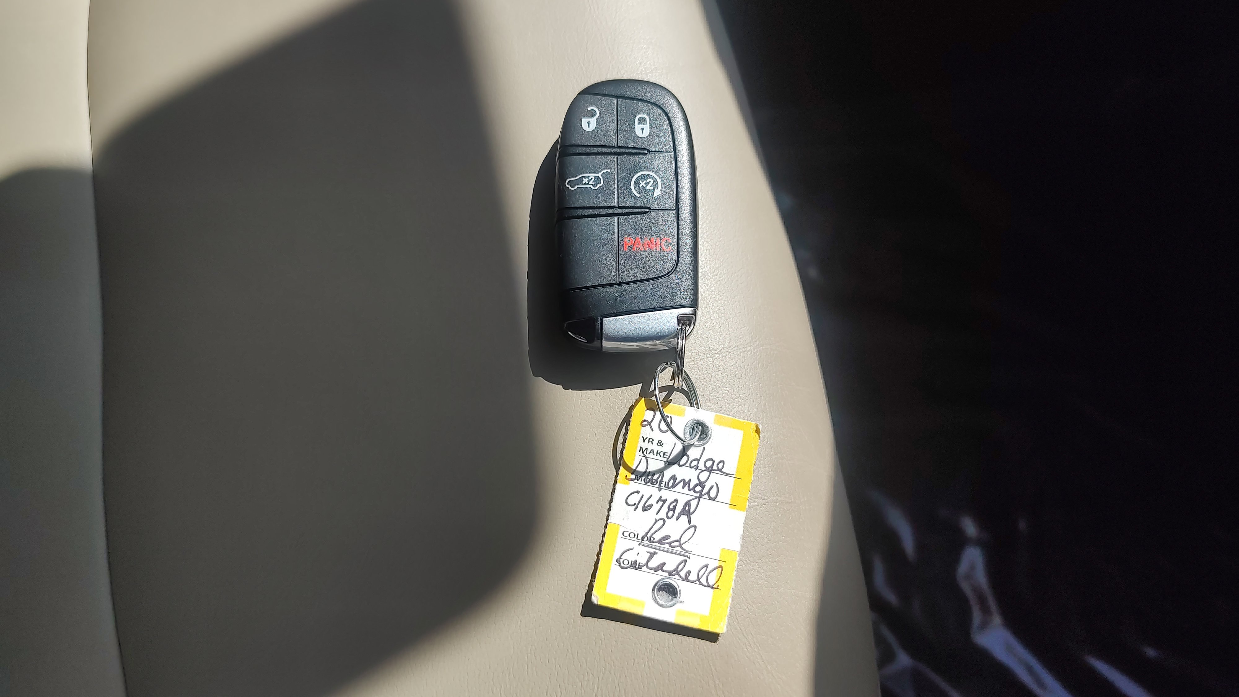 Used 2020 Dodge Durango Citadel w/ Technology Group AWD/4WD image 23