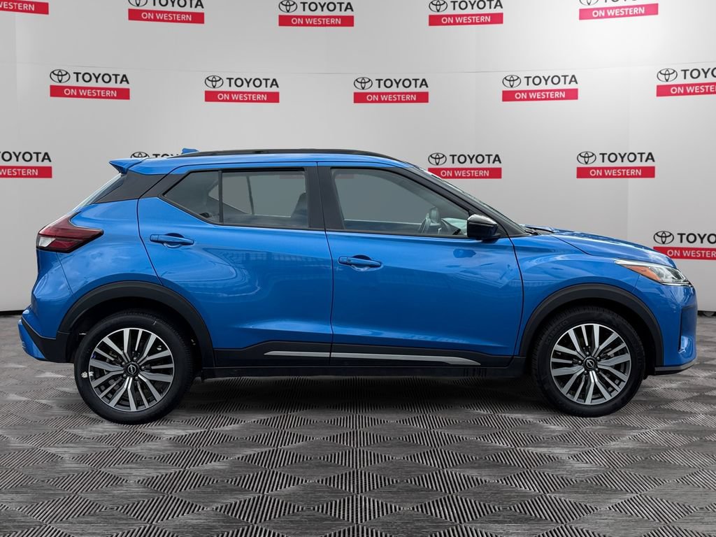 Used 2024 Nissan Kicks SR FWD image 4