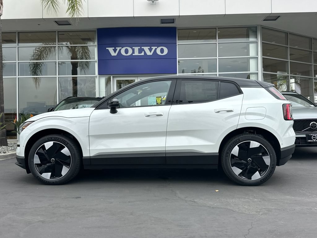 New 2026 Volvo EX30 Ultra w/ Protection Package AWD/4WD image 2