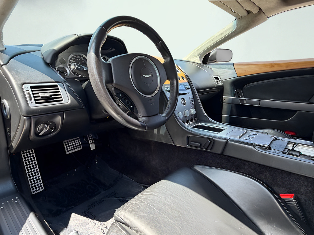 Used 2006 Aston Martin DB9 Volante RWD image 15