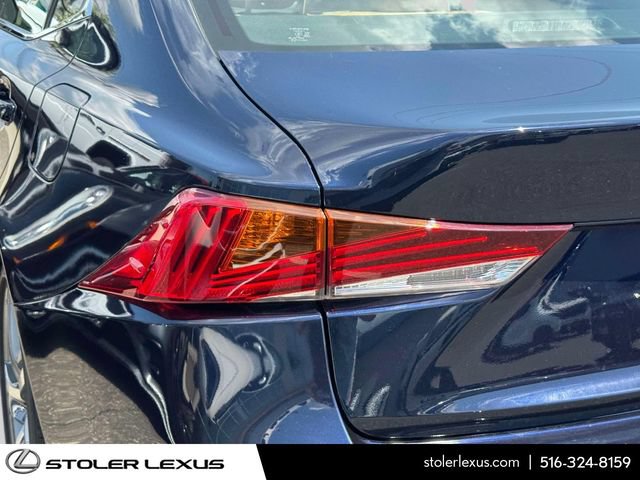 Used 2017 Lexus IS 300 AWD w/ Premium Package image 13