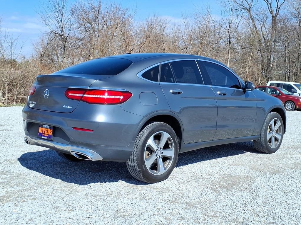 Used 2017 Mercedes-Benz GLC 300 4MATIC Coupe image 7