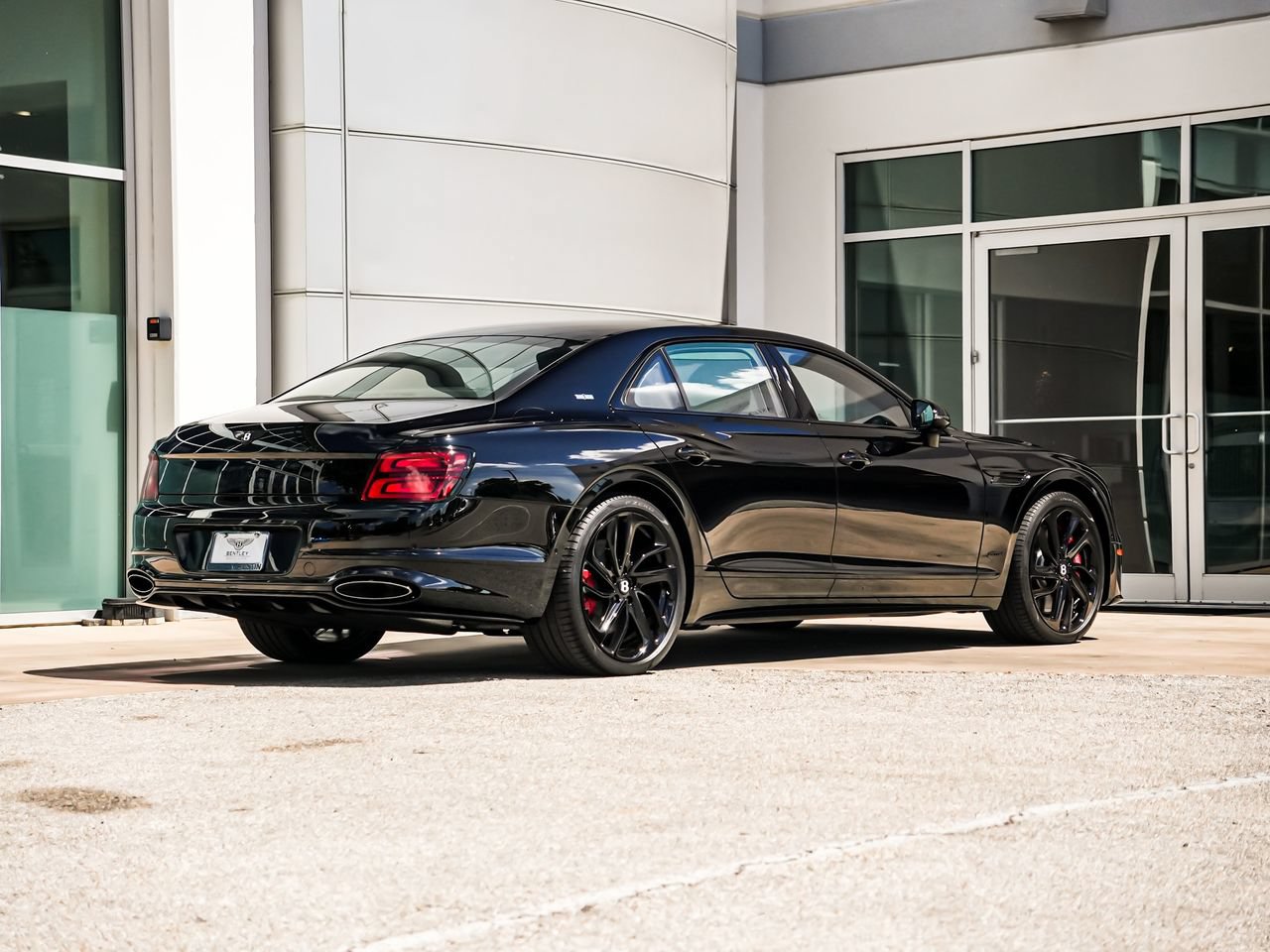 Used 2025 Bentley Flying Spur Plug-In Hybrid AWD/4WD image 10