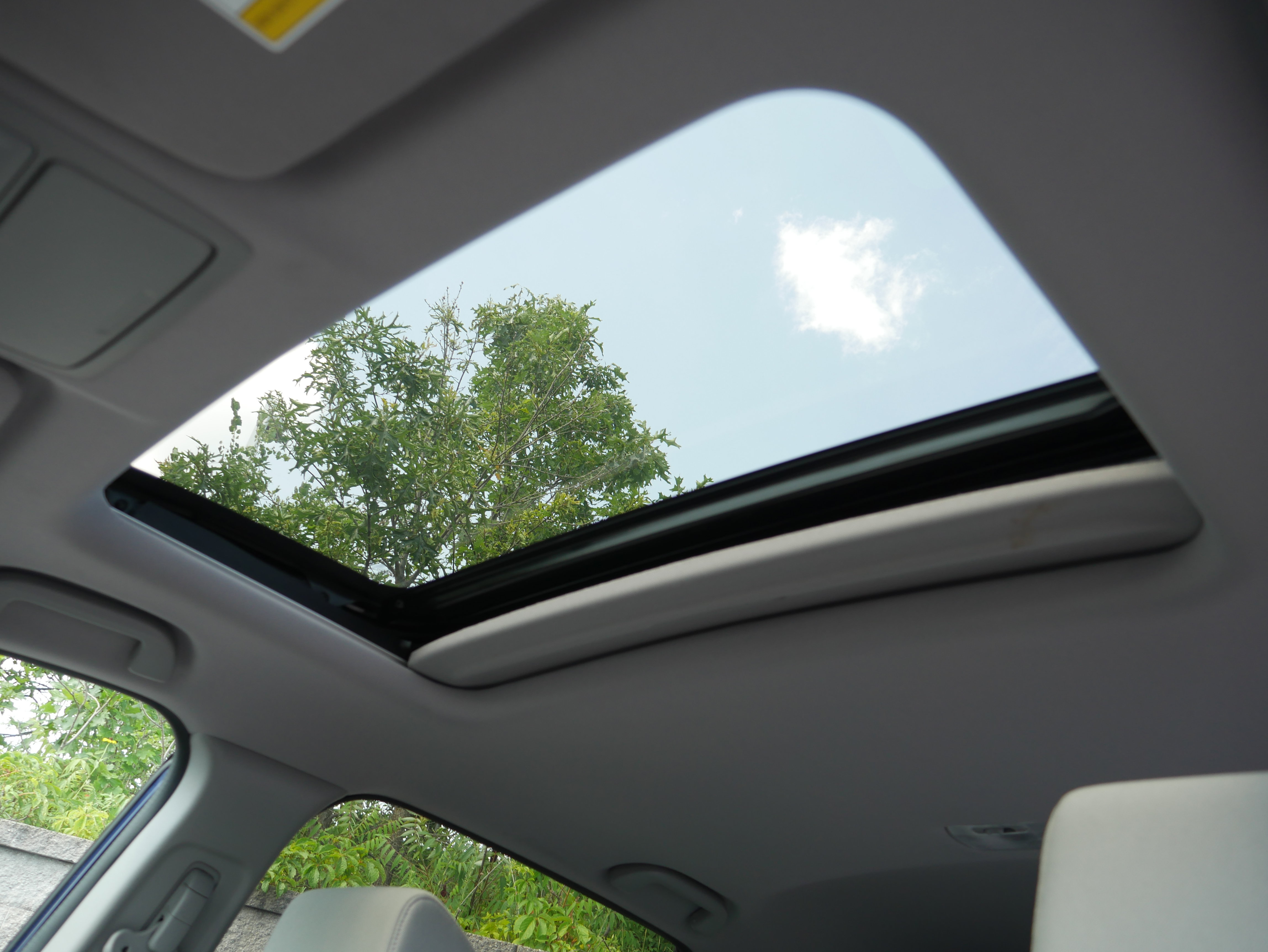 Used 2022 Honda CR-V EX image 16