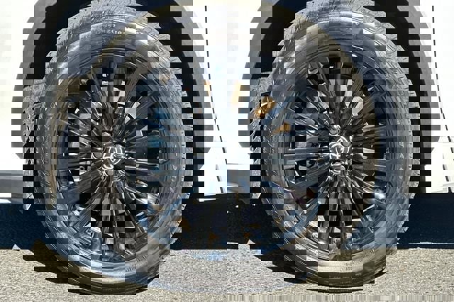 Certified 2025 Toyota Highlander XSE image 35