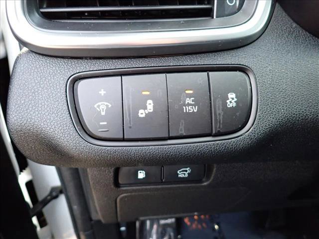 Used 2018 Kia Sorento SX image 19